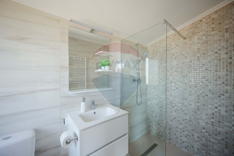 Pensiune de Vânzare cu 8 dormitoare, Rișca, Jud. Cluj