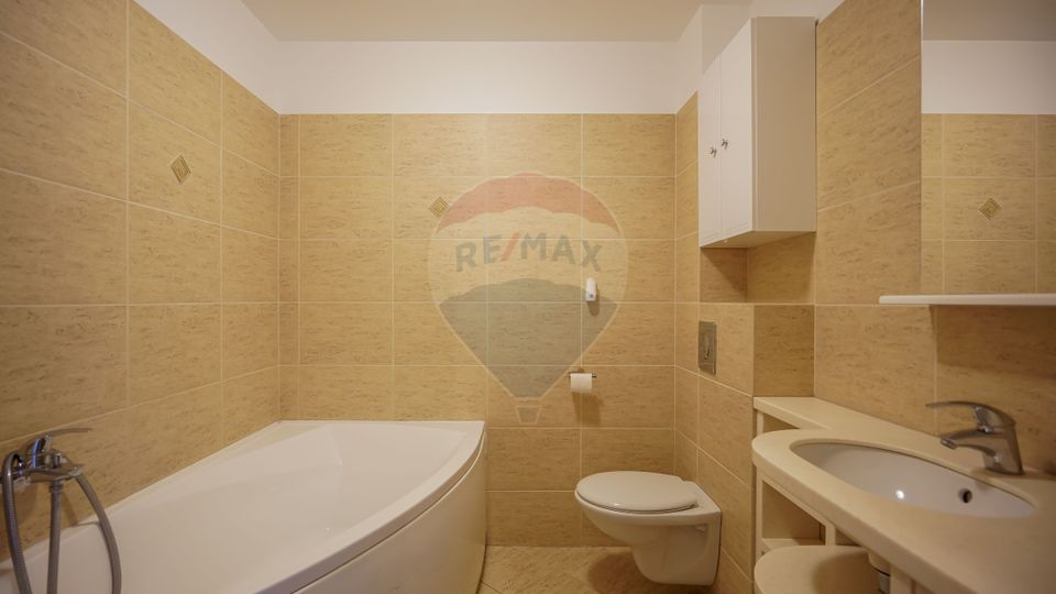 3 room Apartment for rent, Tractorul area