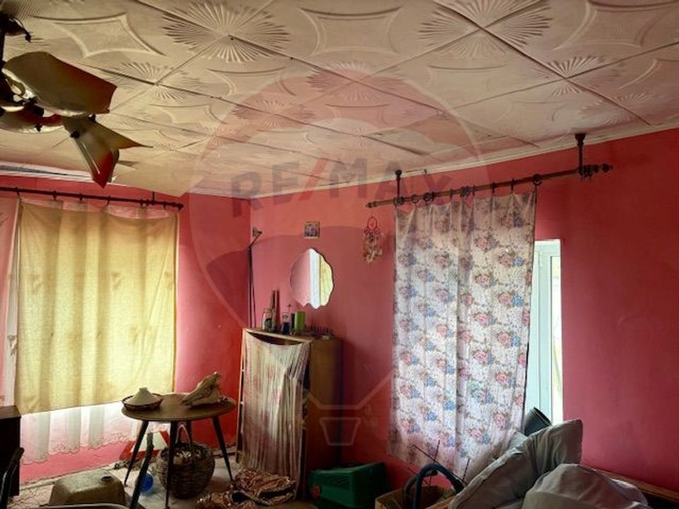 Casă / Vilă cu 2 camere de vânzare