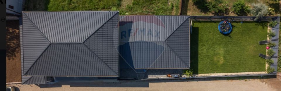 5 room House / Villa for sale