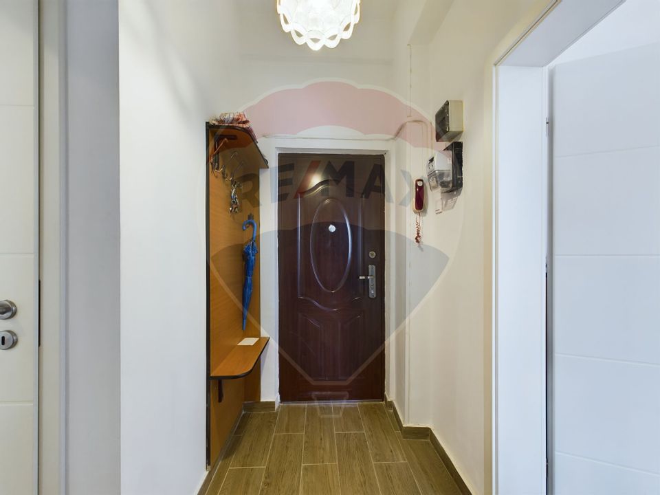 Apartament cu 2 camere de vânzare Piata Romana