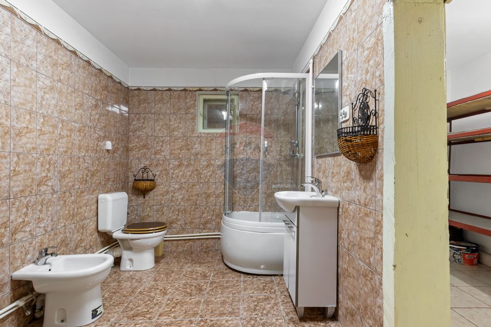 Casă de vânzare în Pecica – teren generos, utilată și mobilată complet