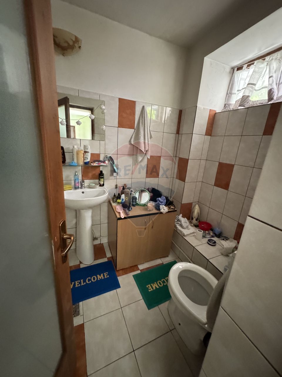 Apartament 2 camere în curte comună – Turda, str. Avram Iancu, central