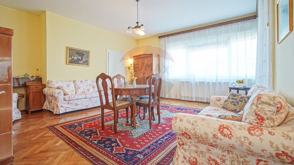 REZERVAT!Duplex cu aer burghez,  în vilă impunătoare pe Drumul Poienii