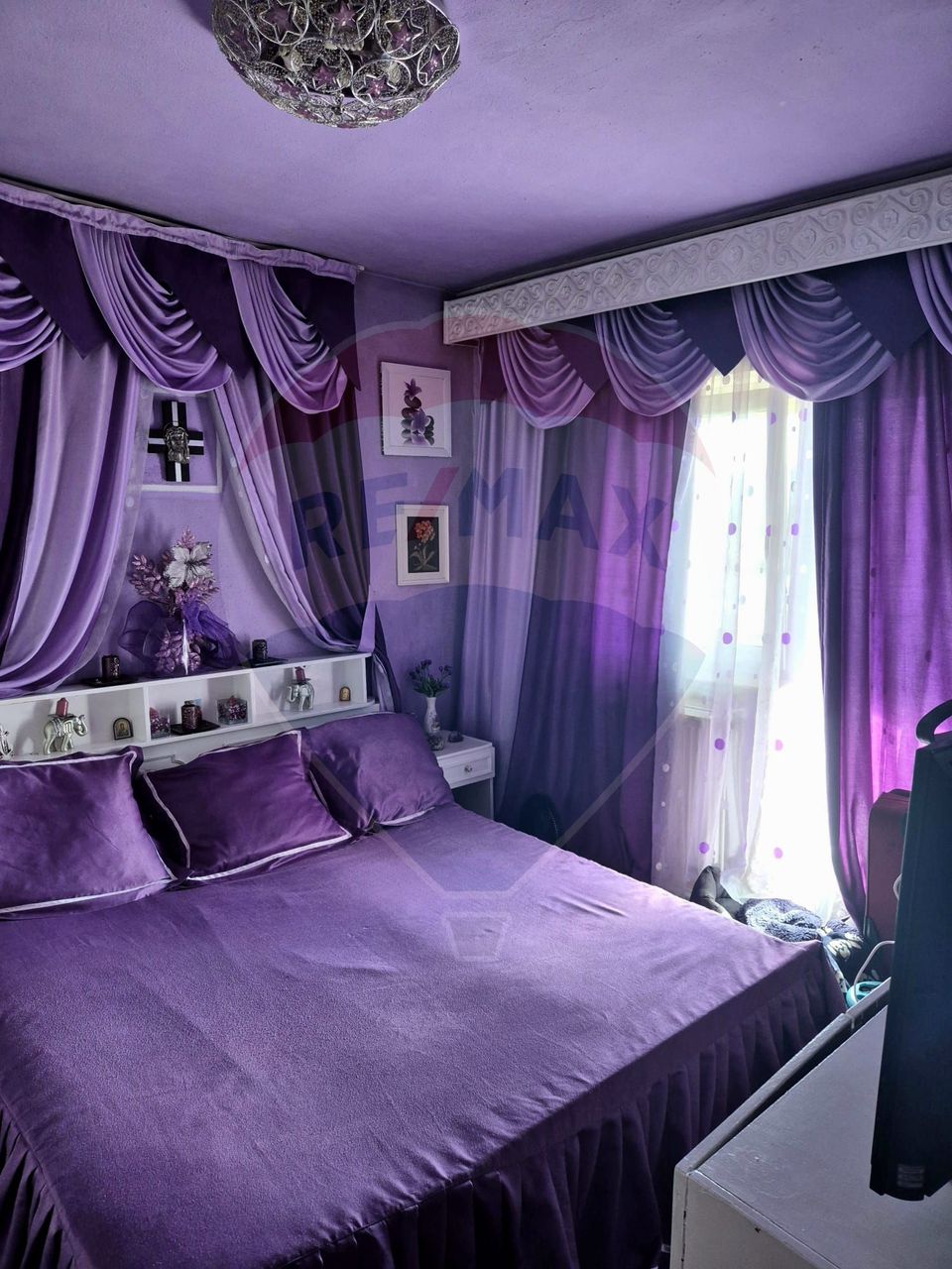 4 room Apartment for sale