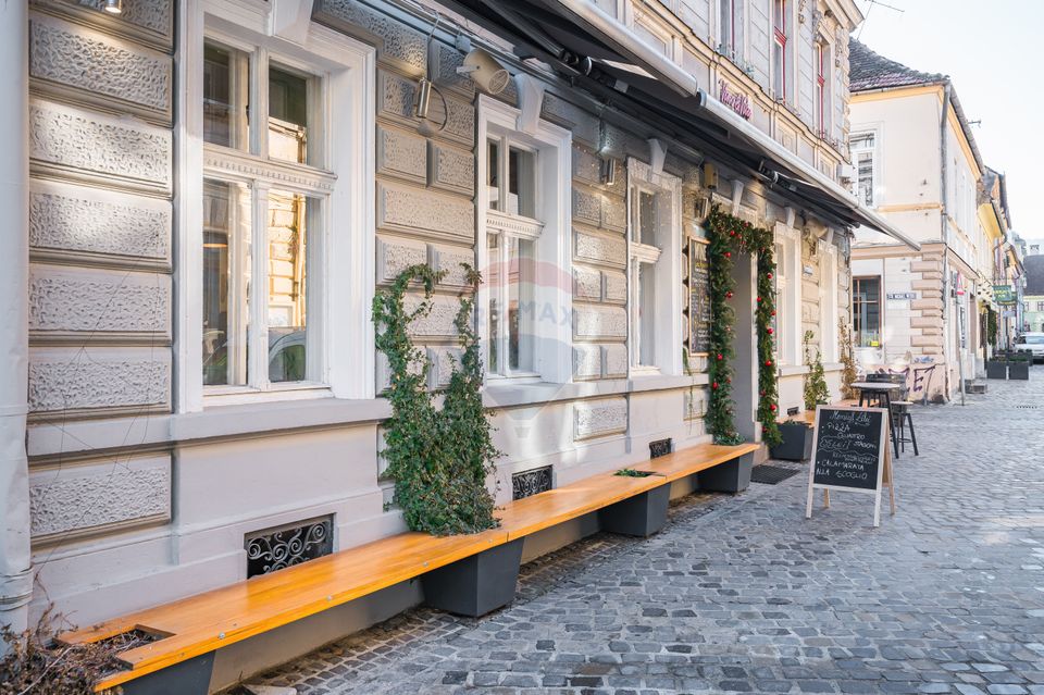 Commission 0% !! For sale COMMERCIAL SPACE, Brasov Historic Center