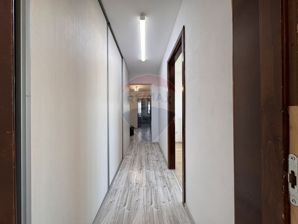 3 room Apartment for sale, Zimbru area