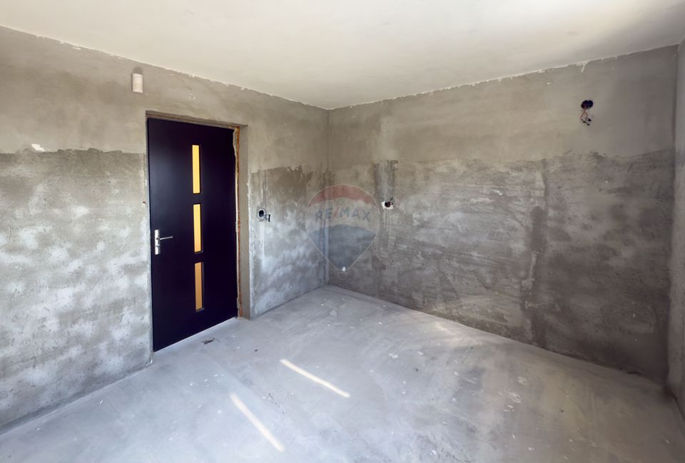 8 room House / Villa for sale, Central area