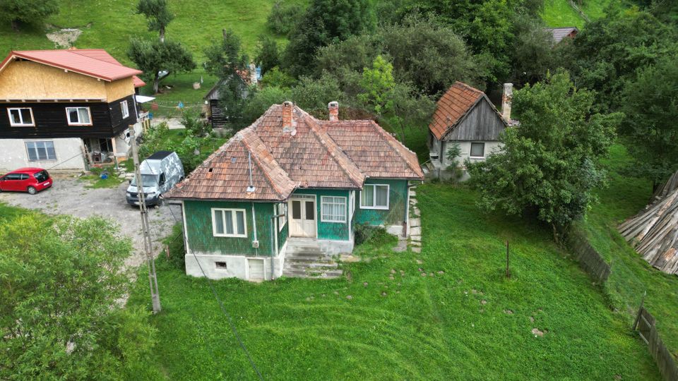 Land 6,135sqm Moieciu de Jos / Strada Principala