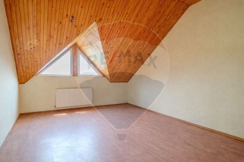 10 room House / Villa for sale