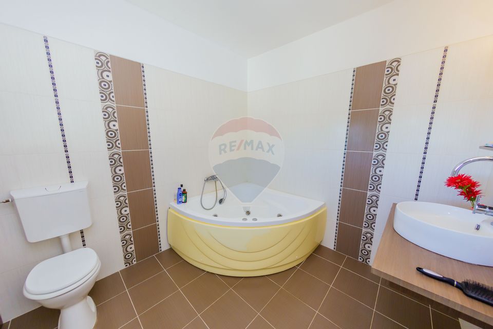 5 room House / Villa for sale, Central area