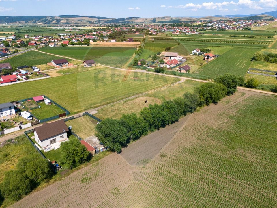 Land 597sqm Bod / Strada Garii