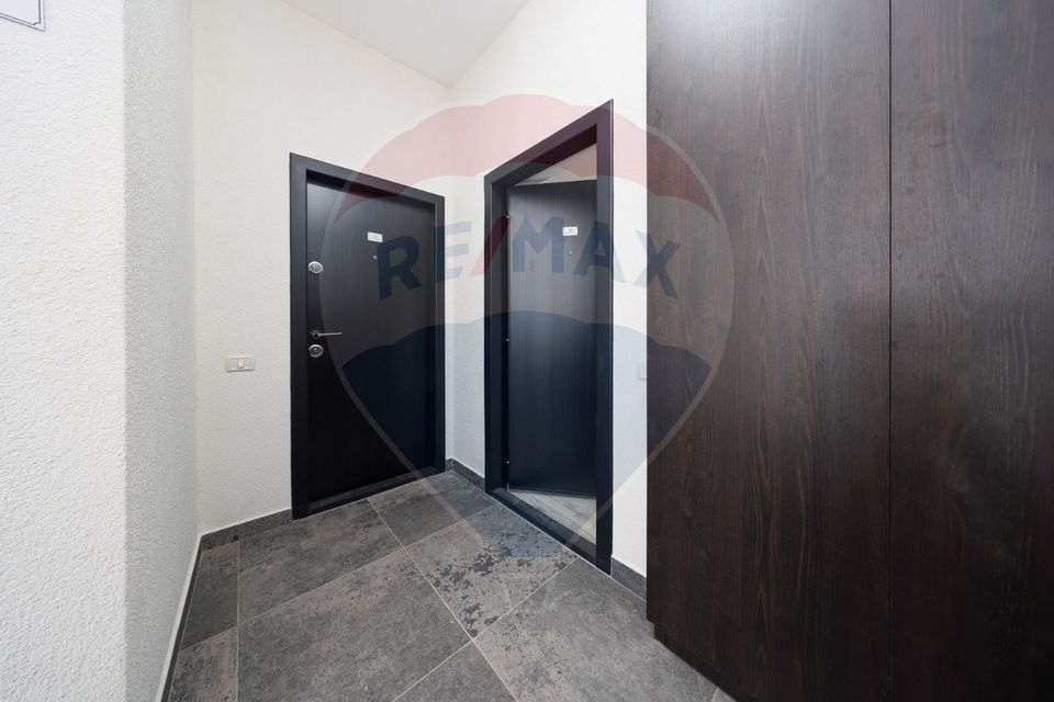 Apartament nou,  loc parcare inclus