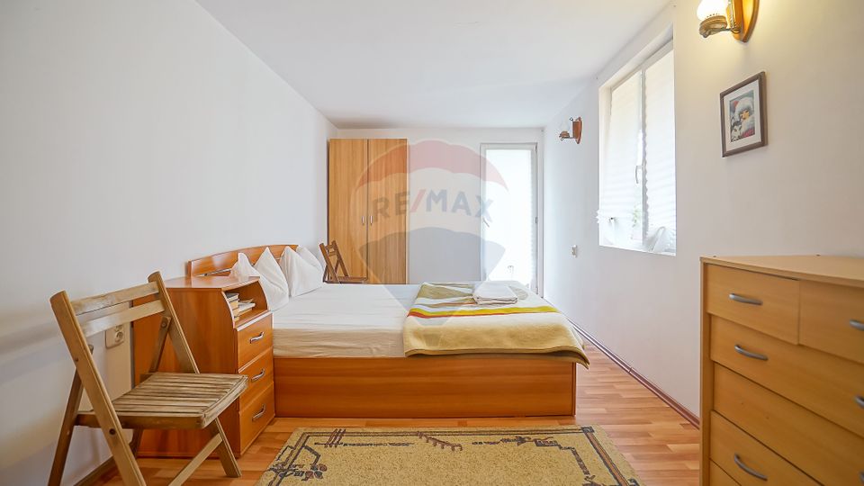11 room House / Villa for sale