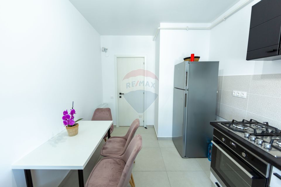 3 room Apartment for sale, Tractorul area