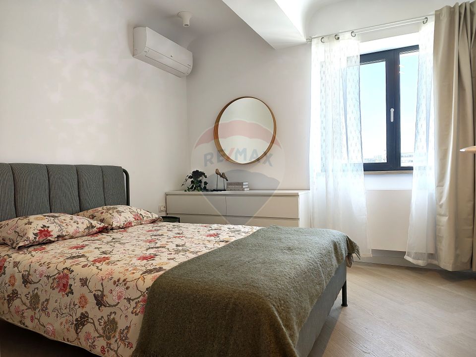 Apartament cu centrală și parcare de închiriat în Cortina North