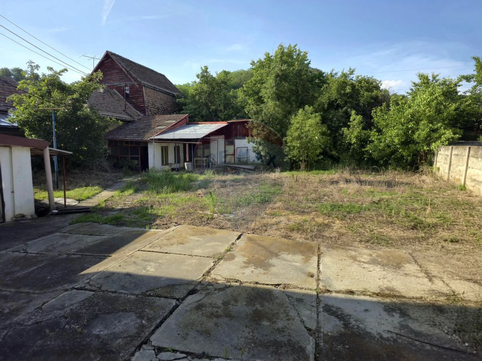 Casă pe un nivel in Medias, teren 533 mp, curte dreapta