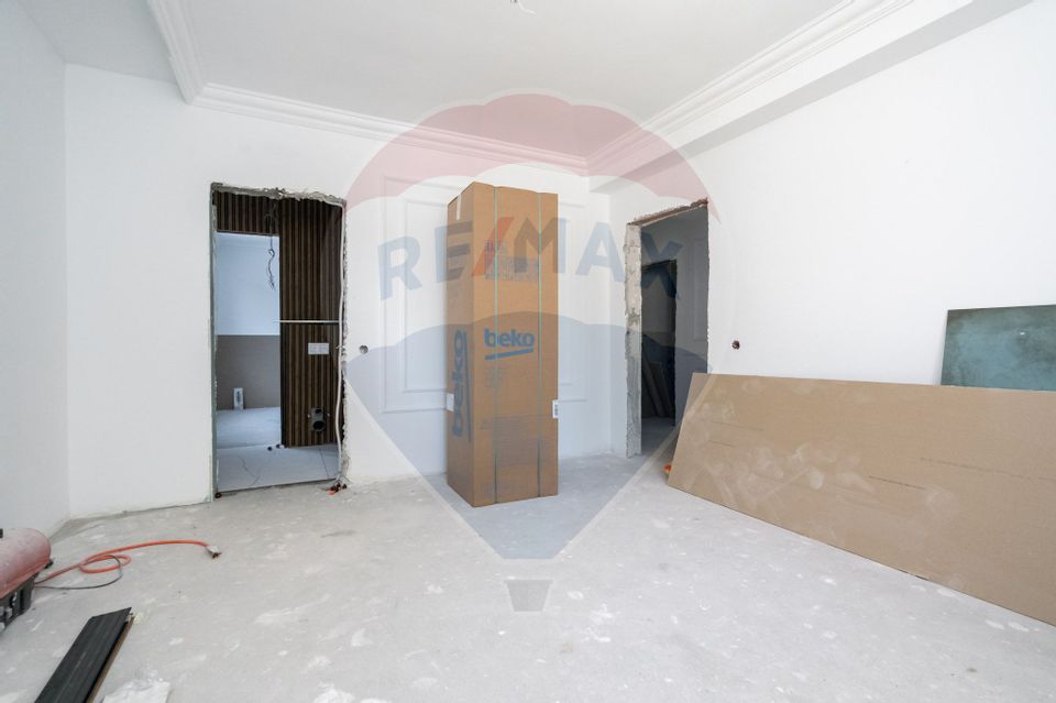 Apartament cu 2 camere zona Carol