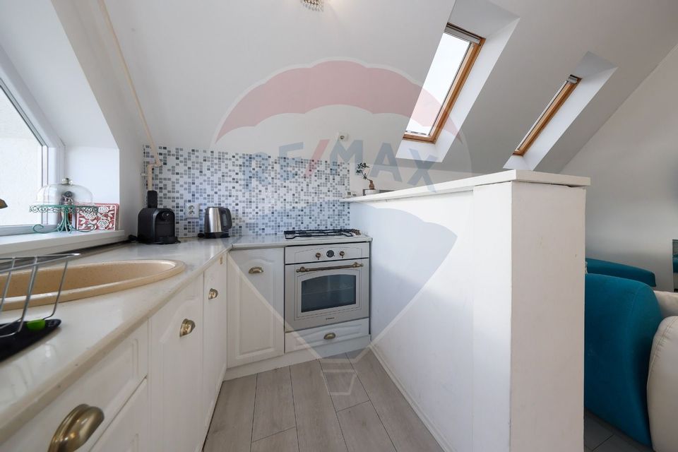 3 room Apartment for sale, Tractorul area