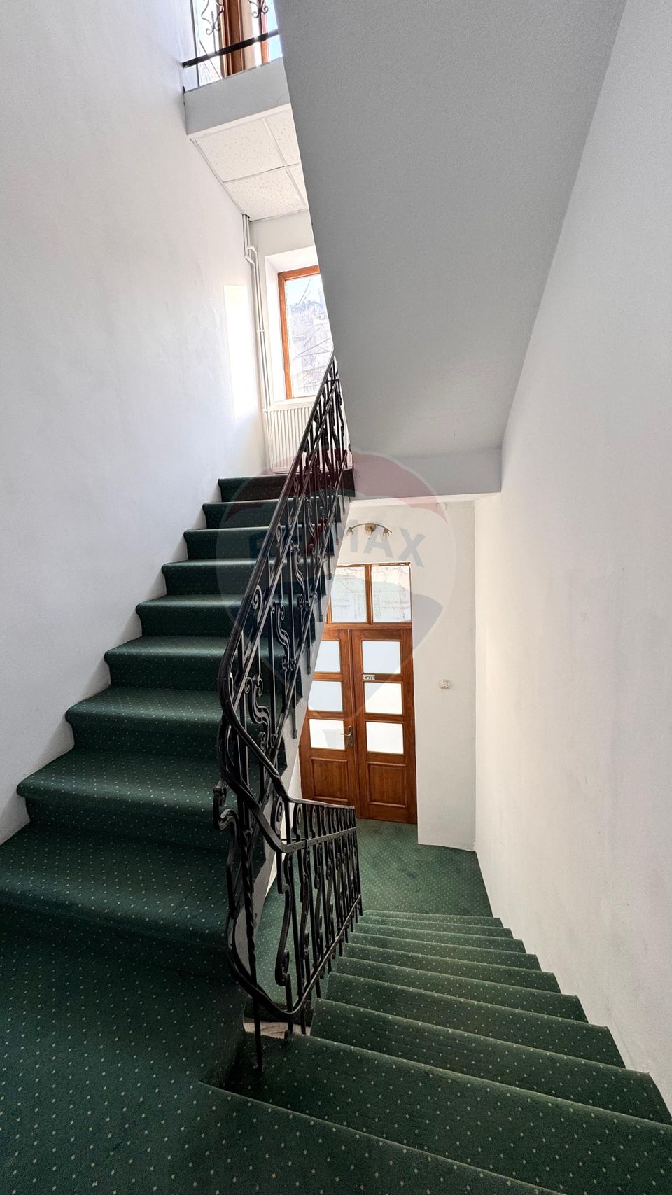 Vila de vanzare in zona peninsulara Constanta