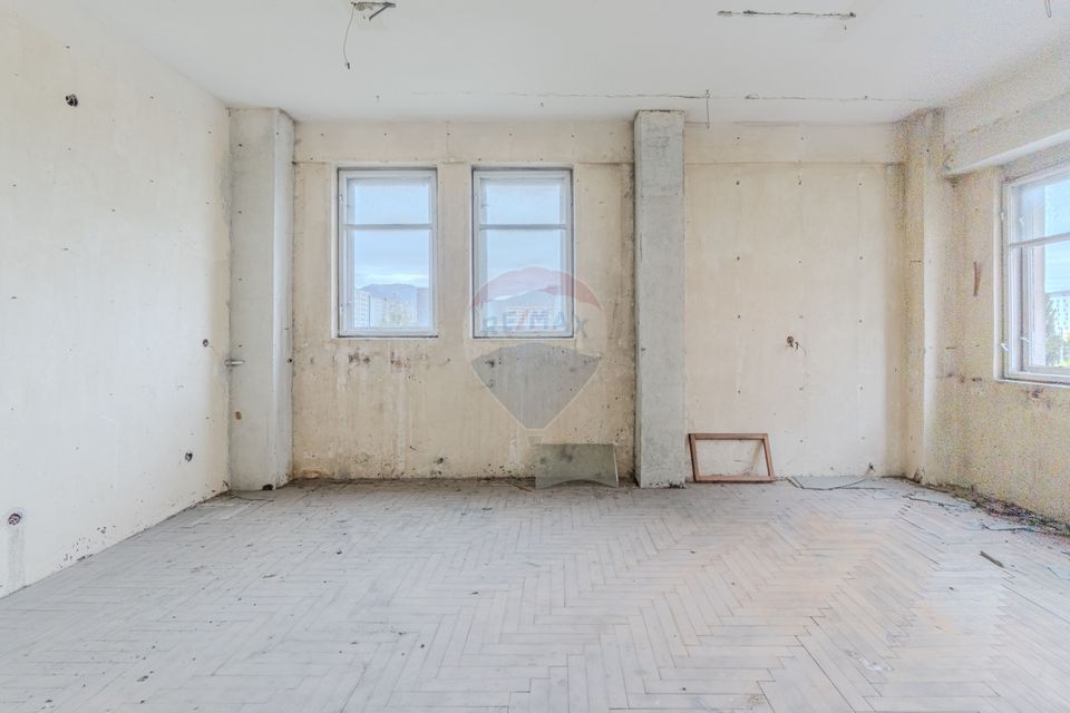 2,060sq.m Industrial Space for sale, Tractorul area