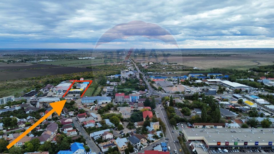 1,400sq.m Commercial Space for rent, Est area