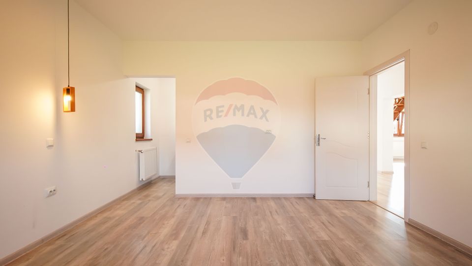 Refugiul tău de lângă Brașov – Casă P+M în cartierul Izvor, Tralungeni