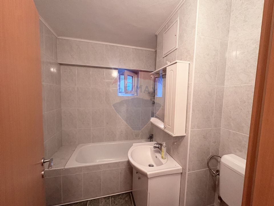 Apartament cu 2 camere -parter, cu centrala proprie