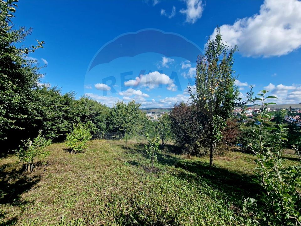 Land 2,000sqm Piatra-Neamt / Strada Pietrelor