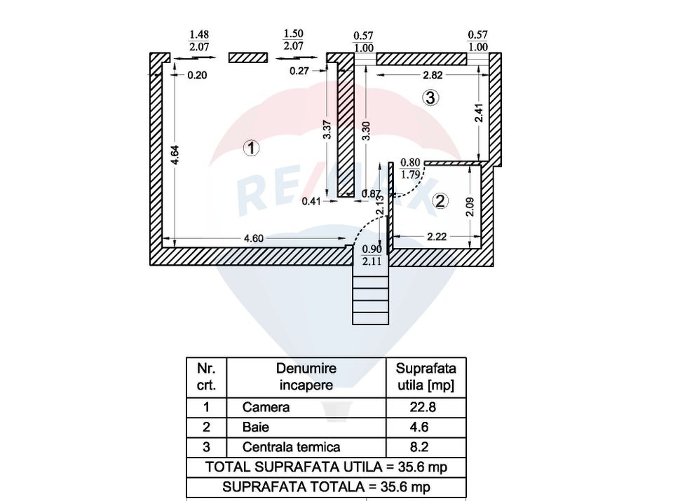 Vanzare Vila 5 camere cu semineu, piscina si priveliste lac piscicol