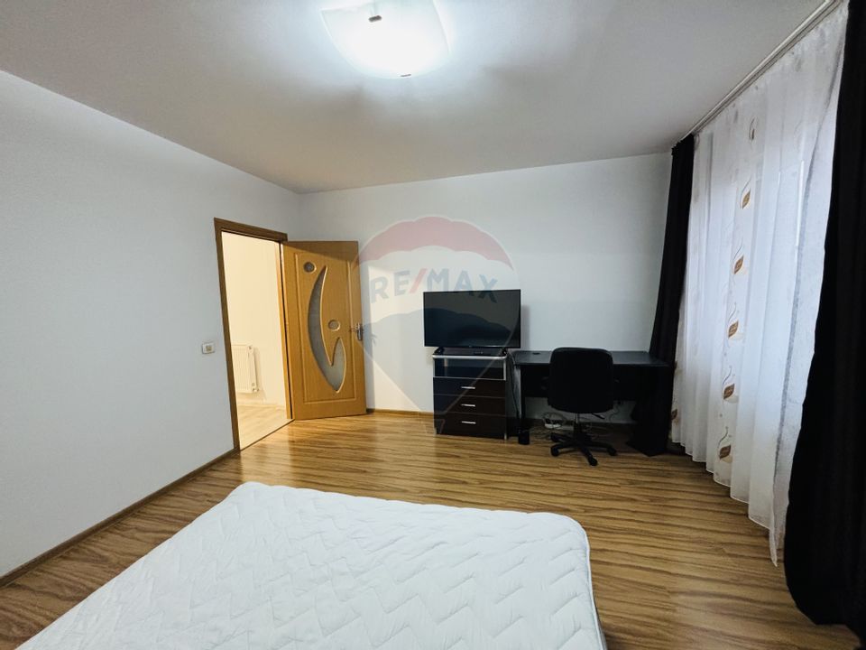 Apartament spatios de vânzare 2 camere EROILOR . VOLUNTARI A3