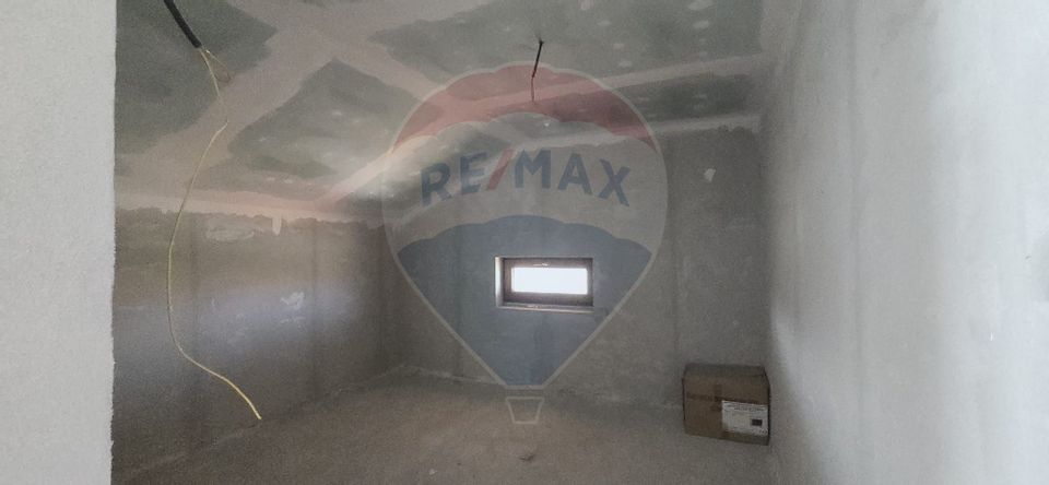 5 room House / Villa for sale