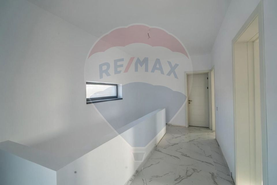 VILA MODERNA, ARHITECTURA CONTEMPORANA