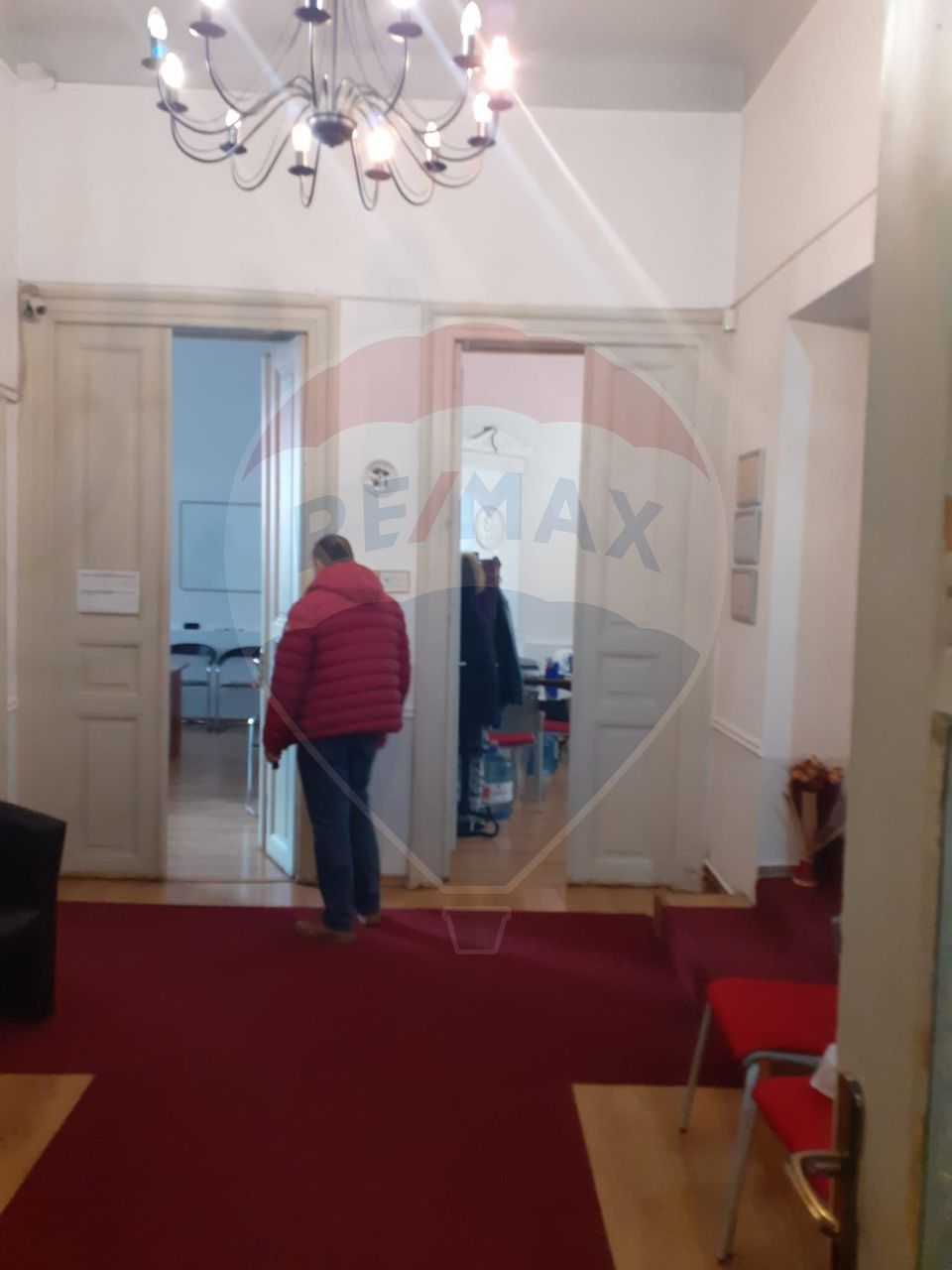 House D+P+E+M | 827 sqm, 7 parking spaces, Regina Maria