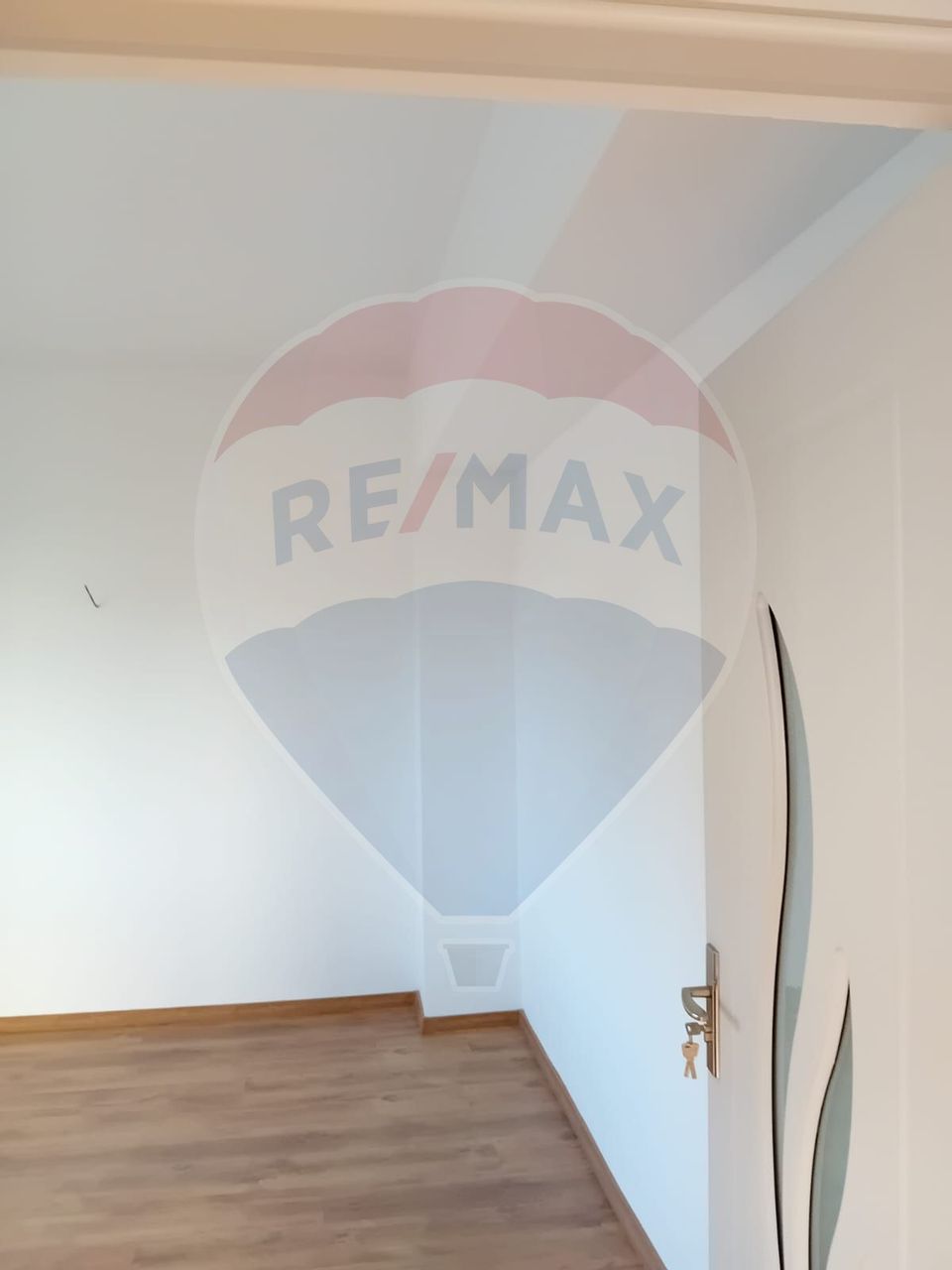 Apartament 3 Camere  la Parter - Chitila, Ilfov