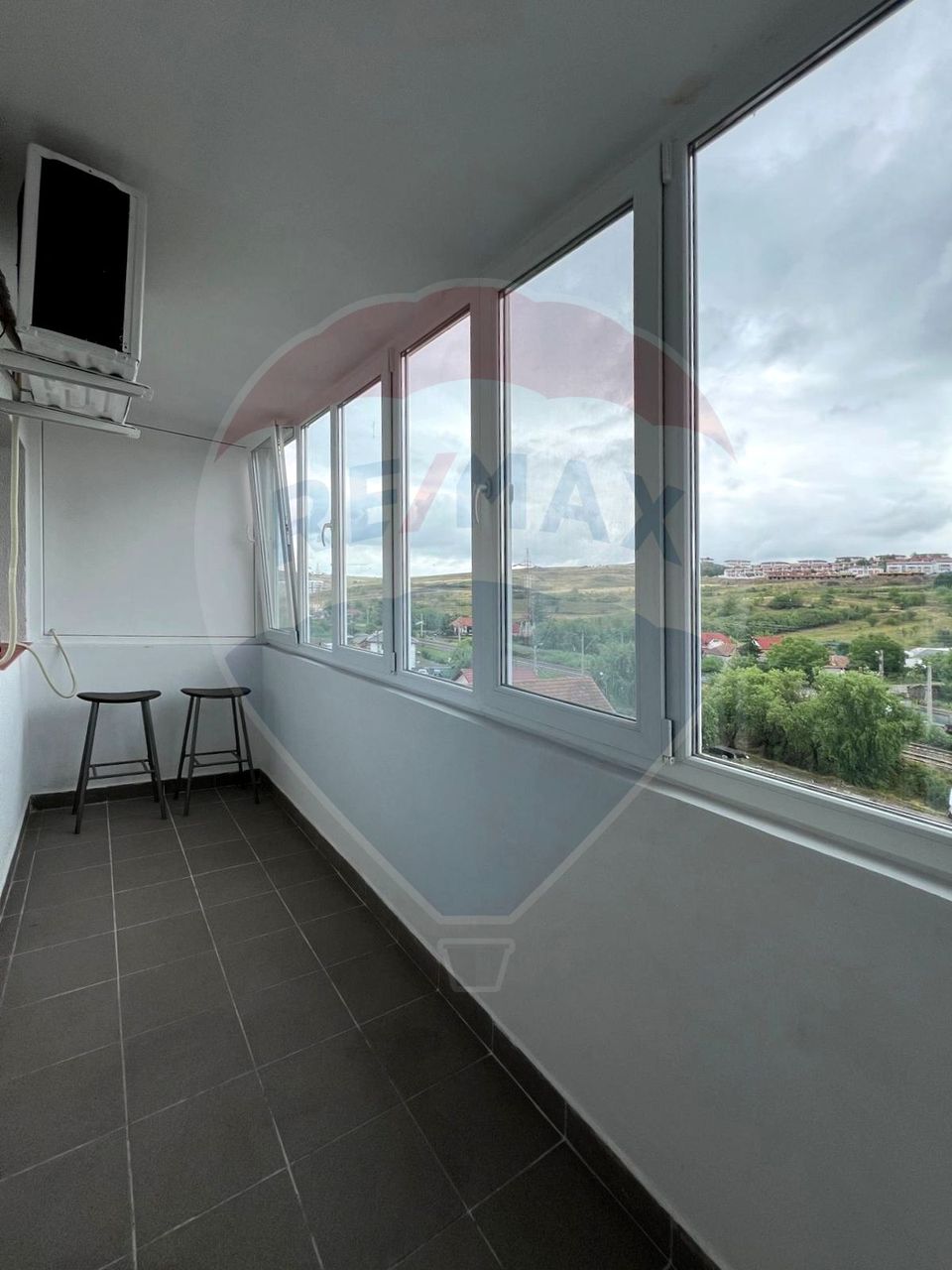 Apartament cu două camere, Apahida, etaj intermediar, lift