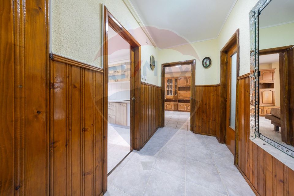 Apartament 4 camere vanzare - Racadau