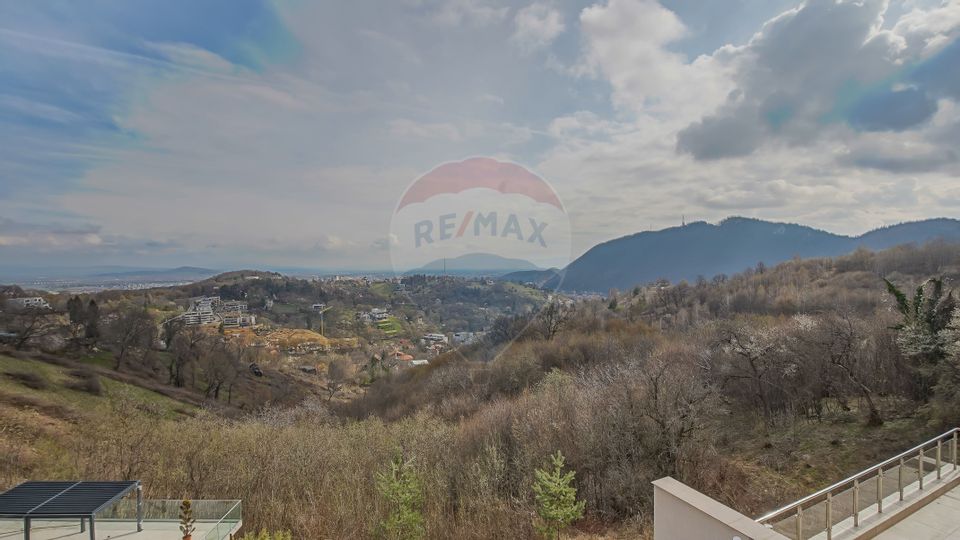 Apartament situat pe Drumul Poienii, panorama de vis