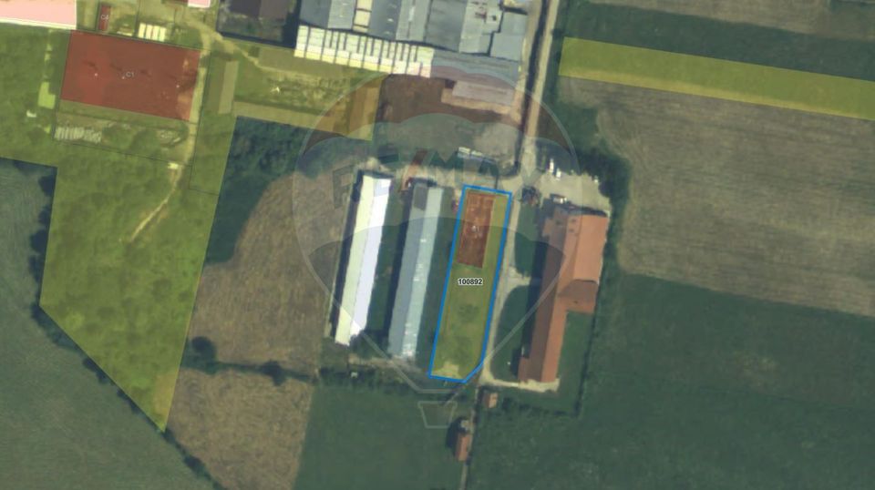 Teren intravilan 1.729 mp + hală parțial demolată | Teliu I Comision 0