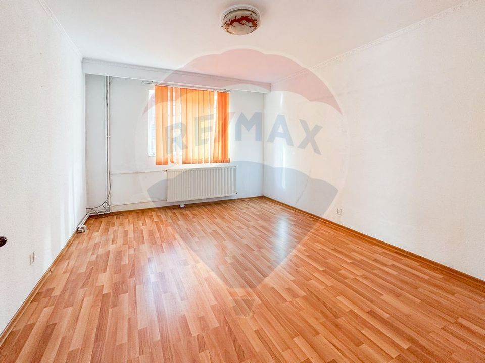 Multifunctional building D+P+E+M located in Constanta, Baba Novac area