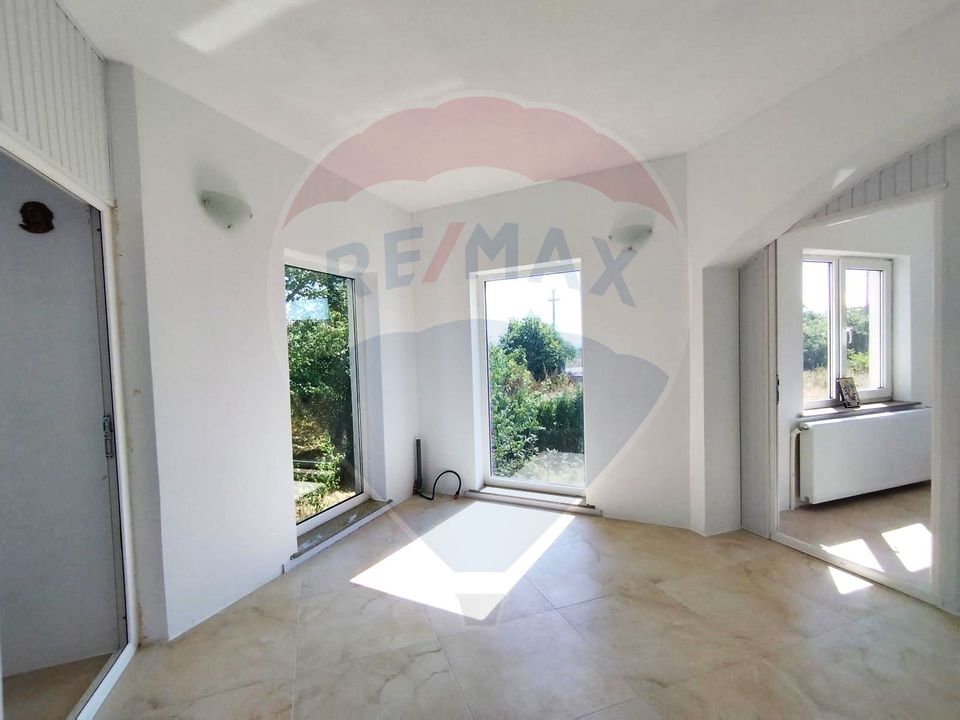 5 room House / Villa for sale