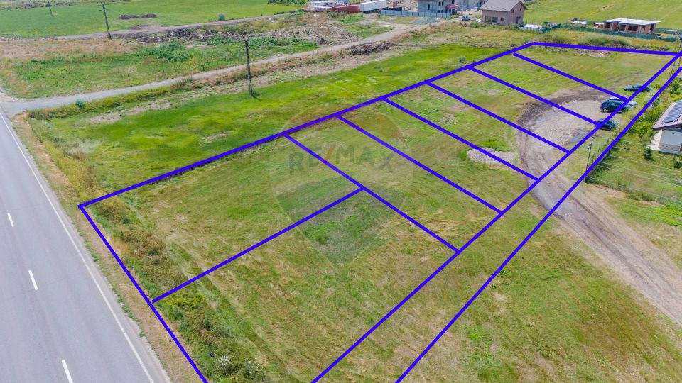 Teren Intravilan de Vânzare 4,000mp Deschidere la DN24 intrare Vaslui