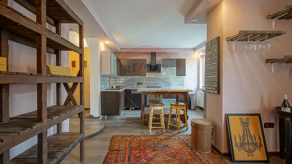 Apartment with Tâmpa View, Historic House – Unirii Square, Brașov