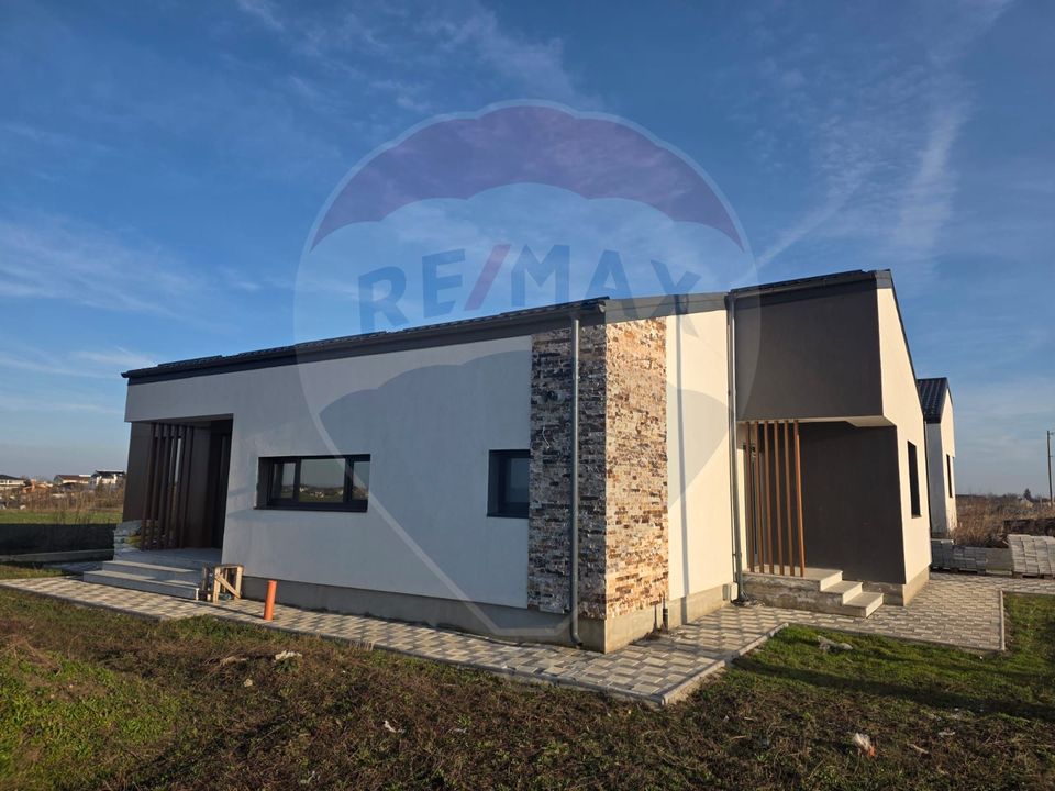 SALE PREMIUM House / Villa 4 rooms at normal price