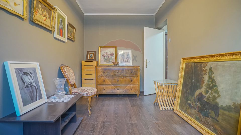 REZERVAT ! Apartament 3 camere Piața Teatrului