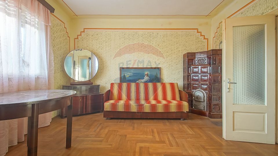 6 room House / Villa for sale