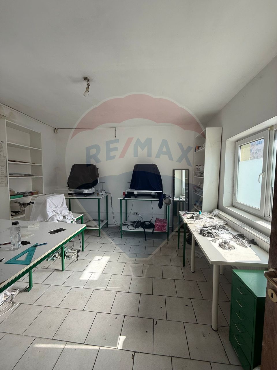 52sq.m Commercial Space for rent, 1 Mai area