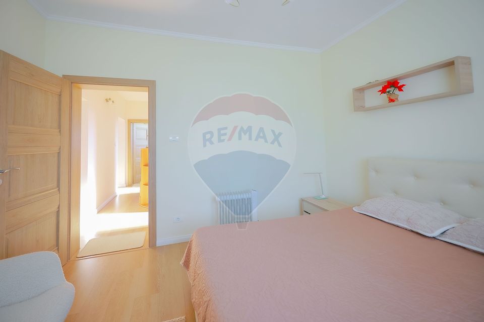 5 room House / Villa for sale