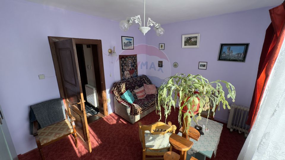 Casă / Vilă cu 3 camere de vânzare