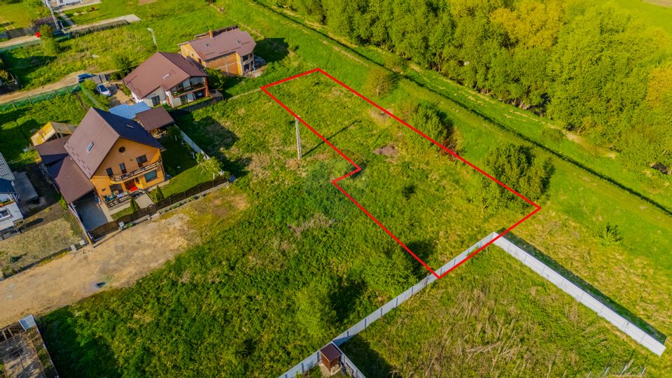 Teren 963mp Bod / Strada lalelelor